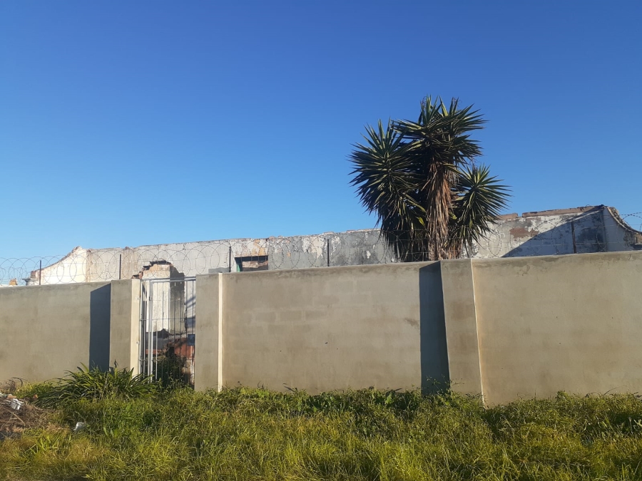 0 Bedroom Property for Sale in Sidwell Eastern Cape